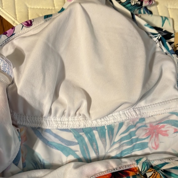 Time and tru floral swim top (6) - Picture 6 of 7